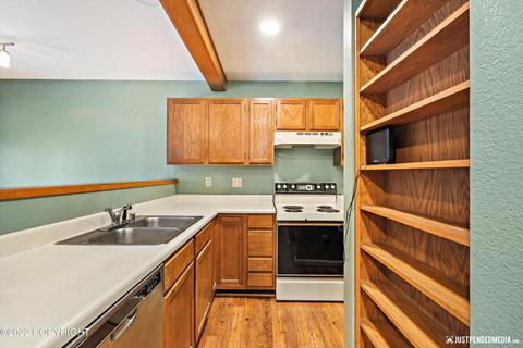 2831 Baxter Rd # 2B, Anchorage, AK 99504 photo 7