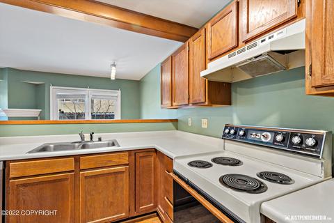 2831 Baxter Rd # 2B, Anchorage, AK 99504 photo 10