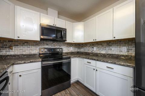 10050 Wren Ln, Eagle River, AK 99577 photo 14