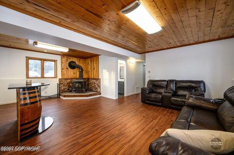 10050 Wren Ln, Eagle River, AK 99577 photo 27