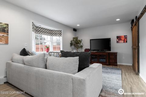 6238 E 34th Ave, Anchorage, AK 99504 photo 22