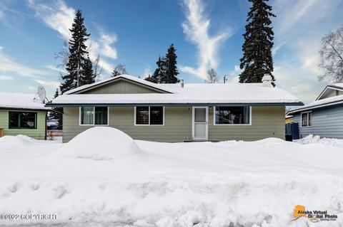 2152 Wayne St, Anchorage, AK 99504 photo 2