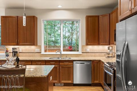 17682 Shasta Cir, Eagle River, AK 99577 photo 22