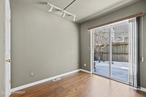 202 E 45th Ave # 18, Anchorage, AK 99503 photo 23