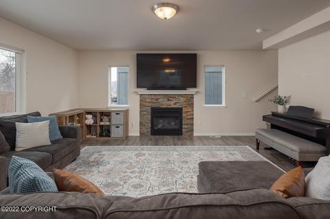 9055 Eagle River Ln, Eagle River, AK 99577 photo 5