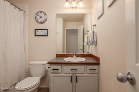 9055 Eagle River Ln, Eagle River, AK 99577 photo 18