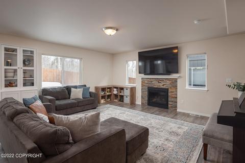 9055 Eagle River Ln, Eagle River, AK 99577 photo 3