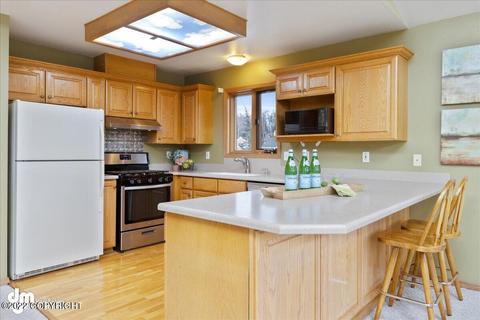9228 Geese Cir, Eagle River, AK 99577 photo 7