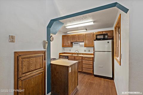 1421 E 17th Ave # 1, Anchorage, AK 99501 photo 7