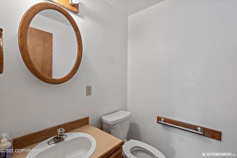 1421 E 17th Ave # 1, Anchorage, AK 99501 photo 13