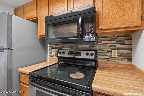 9610 Morningside Loop # B9, Anchorage, AK 99515 photo 11