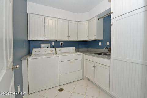 11241 Kaskanak Cir, Eagle River, AK 99577 photo 17