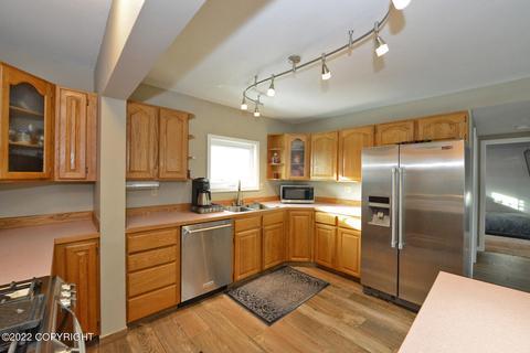 11241 Kaskanak Cir, Eagle River, AK 99577 photo 22