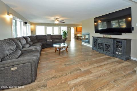 11241 Kaskanak Cir, Eagle River, AK 99577 photo 27