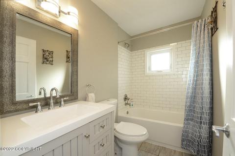 11241 Kaskanak Cir, Eagle River, AK 99577 photo 20