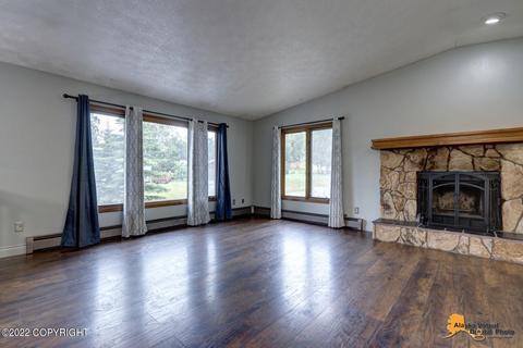 17504 Teklanika Dr, Eagle River, AK 99577 photo 5