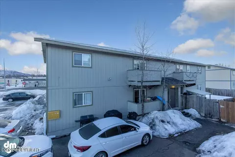 5840 E 4th Ave, Anchorage, AK 99504 photo 1