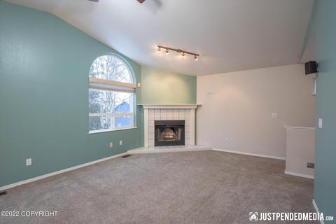 8637 Cross Pointe Loop, Anchorage, AK 99504 photo 5