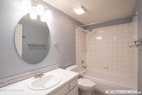 8637 Cross Pointe Loop, Anchorage, AK 99504 photo 26