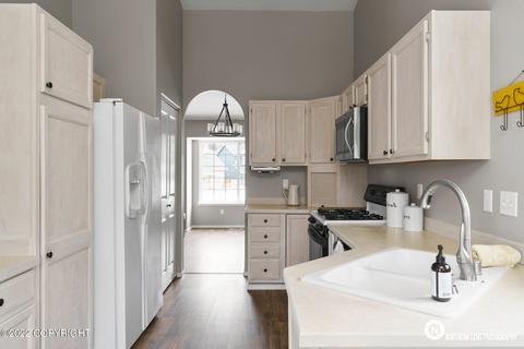 19030 Mountain Point Cir, Eagle River, AK 99577 photo 2