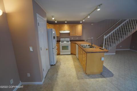 16613 Rivers Edge Ln # 23, Eagle River, AK 99577 photo 2