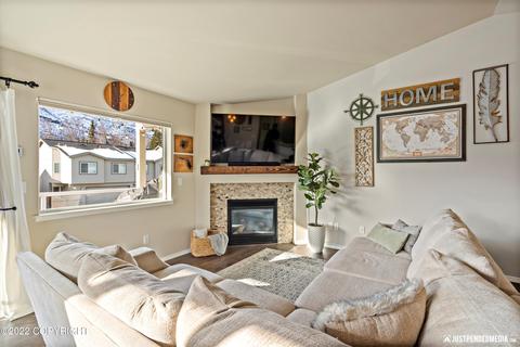 20513 Icefall Dr, Eagle River, AK 99577 photo 13
