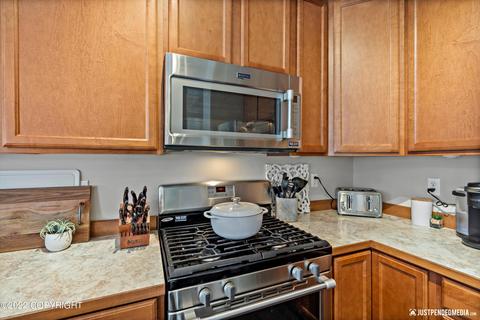 20513 Icefall Dr, Eagle River, AK 99577 photo 8