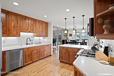 7823 Highlander Dr, Anchorage, AK 99518 photo 9