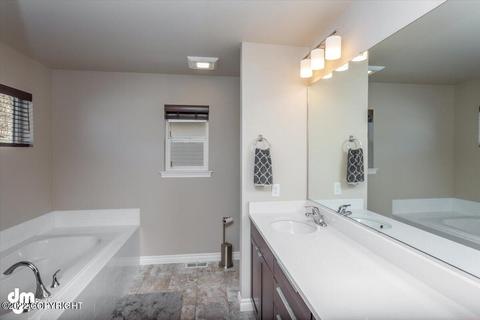 5603 Big Bend Loop, Anchorage, AK 99502 photo 37