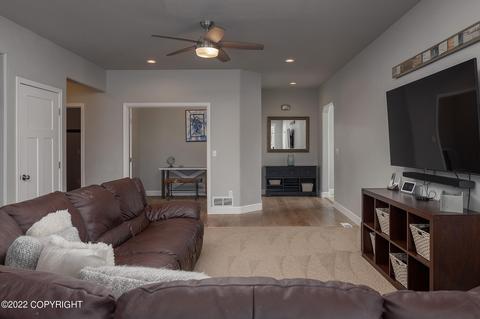 13036 Rosser Dr, Eagle River, AK 99577 photo 5
