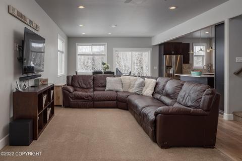 13036 Rosser Dr, Eagle River, AK 99577 photo 4