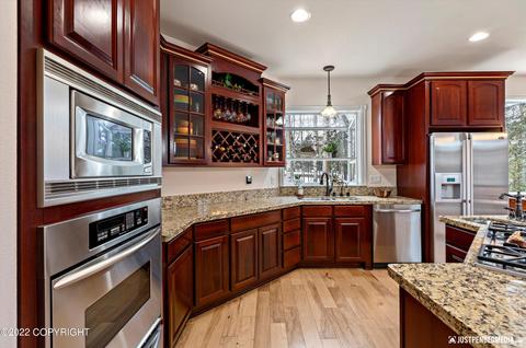 8709 Plumas Cir, Eagle River, AK 99577 photo 15