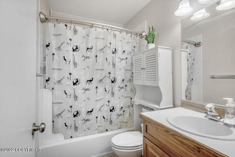 8852 Cross Pointe Loop, Anchorage, AK 99504 photo 20