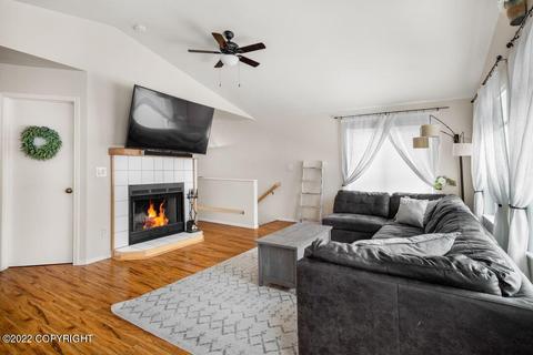 8852 Cross Pointe Loop, Anchorage, AK 99504 photo 2