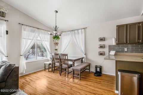 8852 Cross Pointe Loop, Anchorage, AK 99504 photo 7