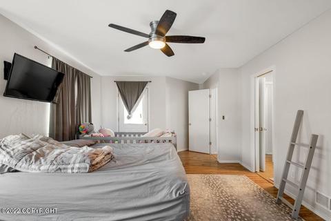 8852 Cross Pointe Loop, Anchorage, AK 99504 photo 10