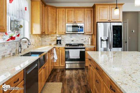 3809 S Barn Gable Loop, Wasilla, AK 99654 photo 9