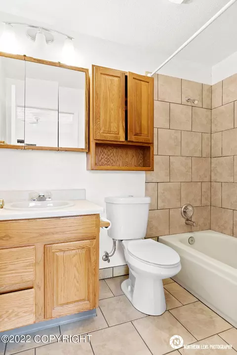 528 State St, Anchorage, AK 99504 photo 31