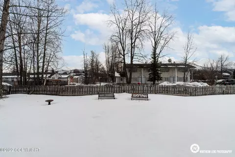 528 State St, Anchorage, AK 99504 photo 37