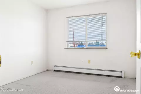 528 State St, Anchorage, AK 99504 photo 6