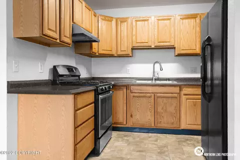 528 State St, Anchorage, AK 99504 photo 24