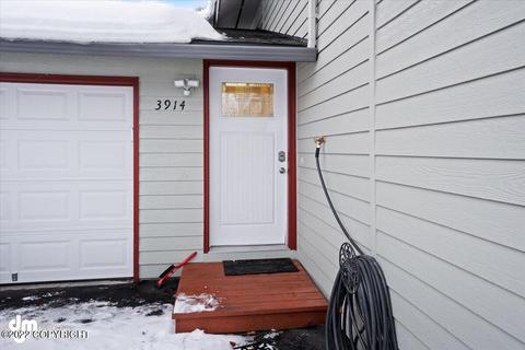 3914 James Dr, Anchorage, AK 99504 photo 2