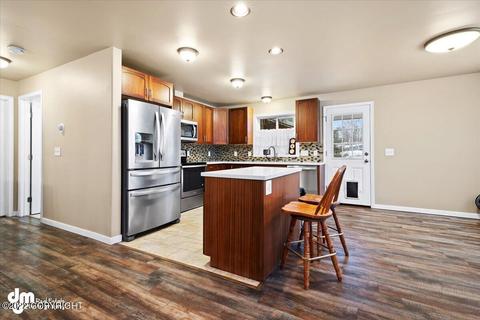 3914 James Dr, Anchorage, AK 99504 photo 8