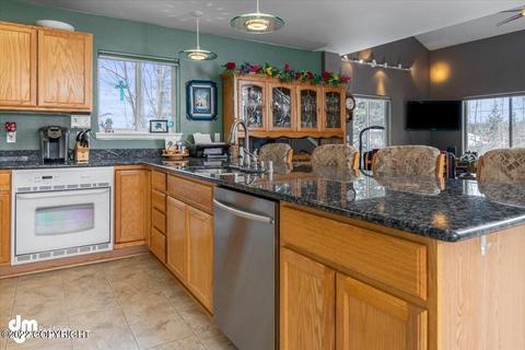 13501 Vasili Dr, Eagle River, AK 99577 photo 5