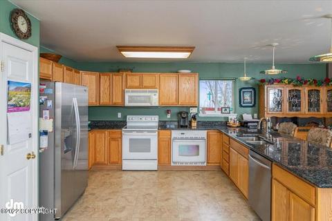 13501 Vasili Dr, Eagle River, AK 99577 photo 3