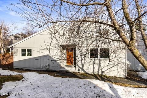 1815 Parkside Dr, Anchorage, AK 99501 photo 4