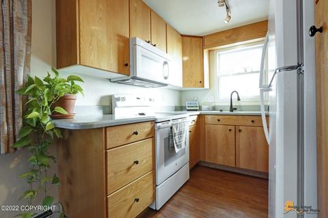 6840 E 12th Ave, Anchorage, AK 99504 photo 11