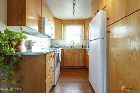 6840 E 12th Ave, Anchorage, AK 99504 photo 12