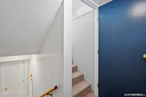 17628 N Eagle River Loop Rd, Eagle River, AK 99577 photo 6