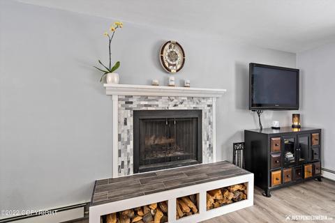 11508 Upper Sunny Cir, Eagle River, AK 99577 photo 4